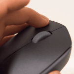 手の小さい人は手の小さい人用のマウスを使おうな