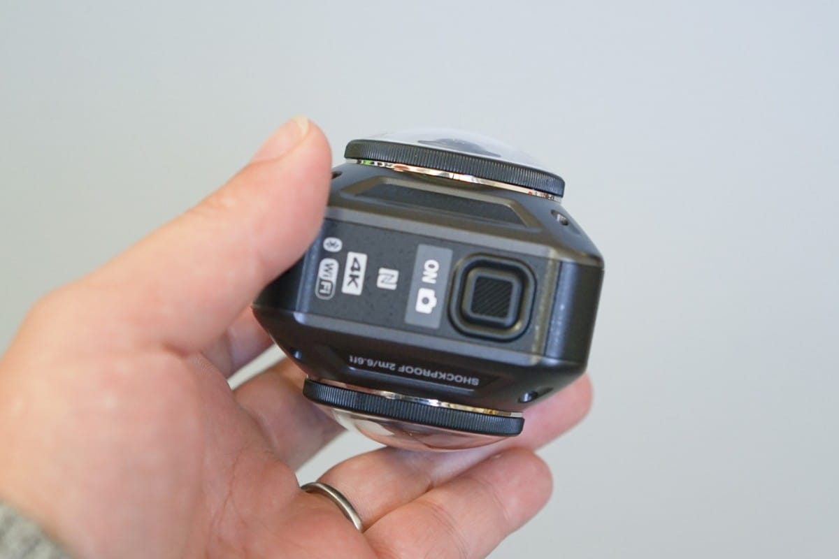 DSC08861 A hand holding a cell phone