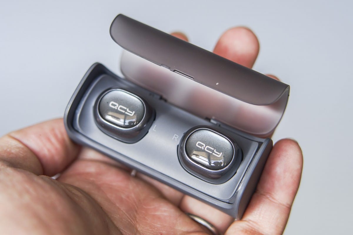 A hand holding a cell phone